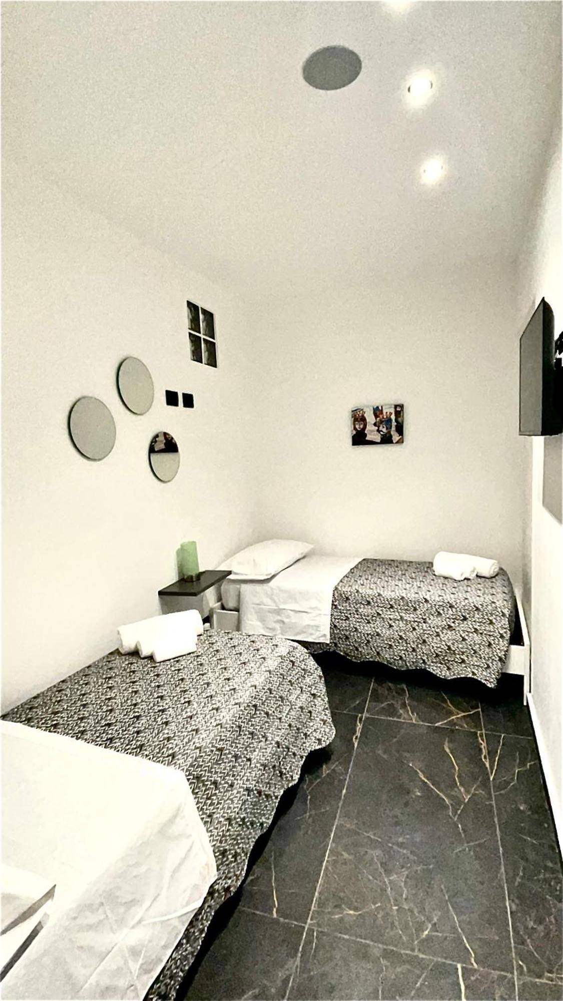 Casa Vacanze Donna Mariacarme' Palermo Luaran gambar